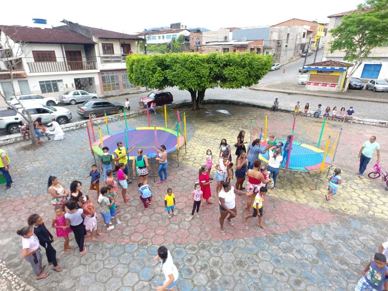 Camacã: Prefeitura leva diversão e alegria para as crianças de Camacã, distritos e povoados